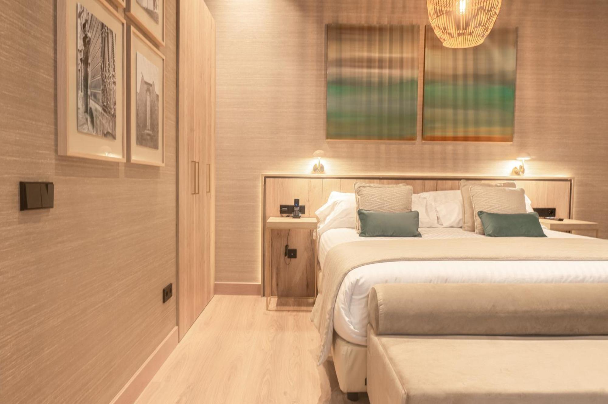 Standard Double Room,1469971553:JPEG